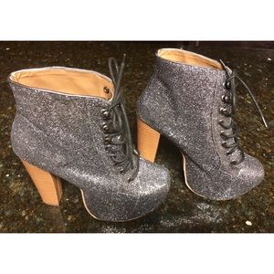 Silver Sequined Bootie Shoes Size 6